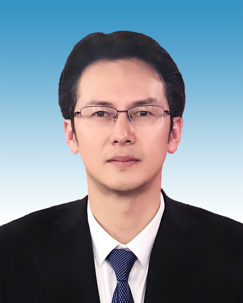 总建筑师（副处级）杨　邦